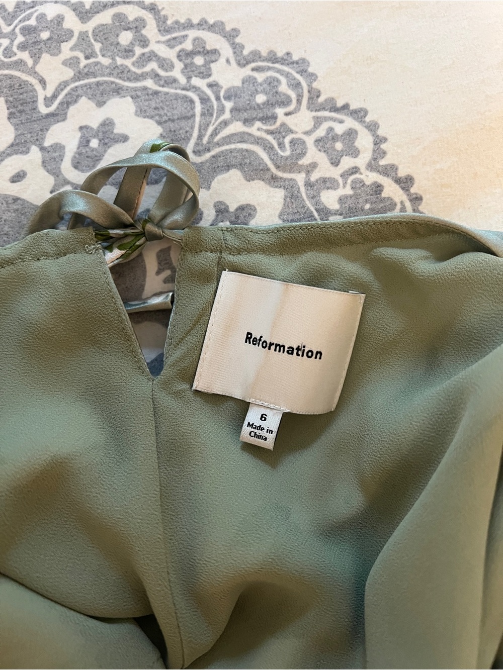 Reformation Anaiis Sage Green Floral Satin Cowl Maxi Dress in Tarragon - Picture 3 of 7